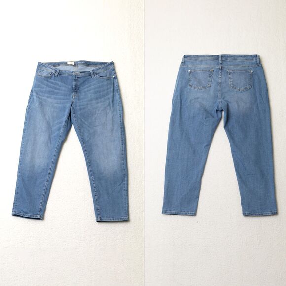 Pilcro Slim Boyfriend Fit Light Wash Blue Jeans Women's Sz 18W - Picture 3 of 16